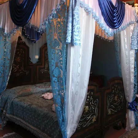 Domenico Cesarelli Bed and Breakfast *