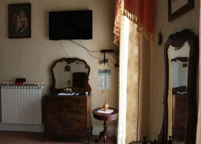 Domenico Cesarelli Bed & Breakfast 3*